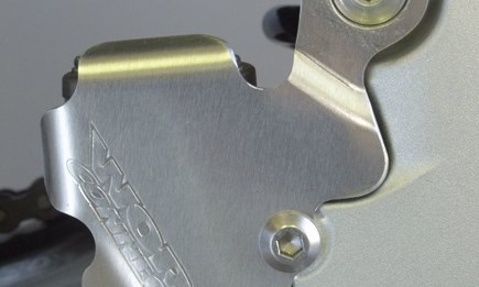 Neuteil Bremszylinderschutz KX 250 F