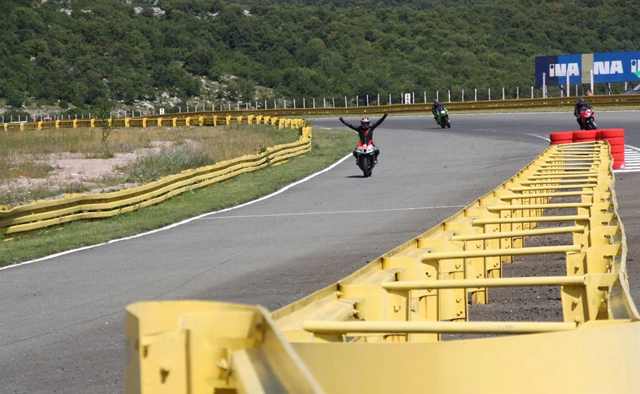 Sportfahrertrainings Bild 10: Sportfahrertrainings