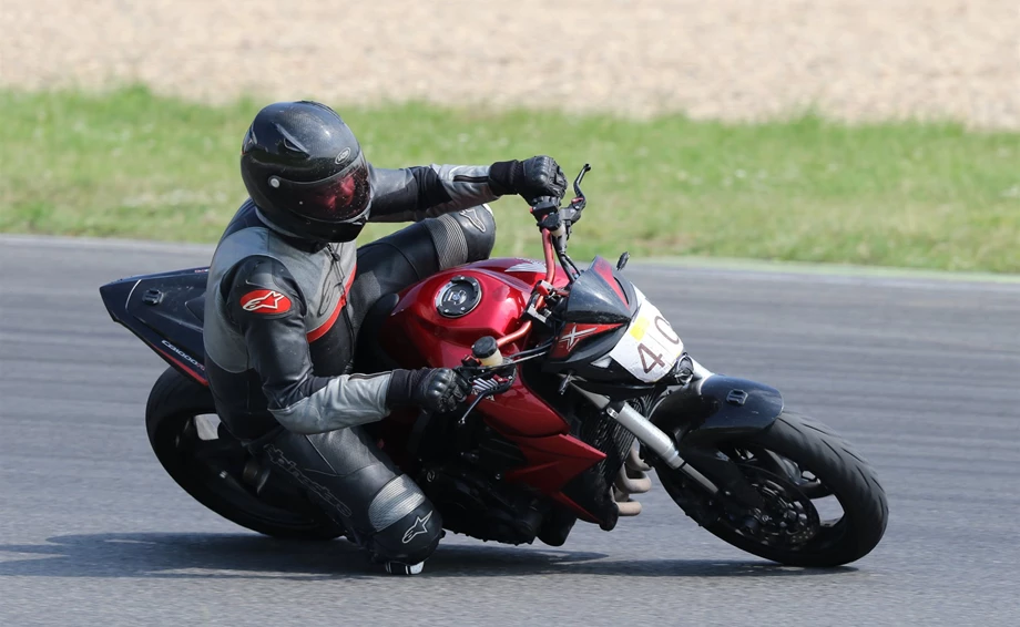 Sportfahrertrainings Bild 2: Sportfahrertrainings