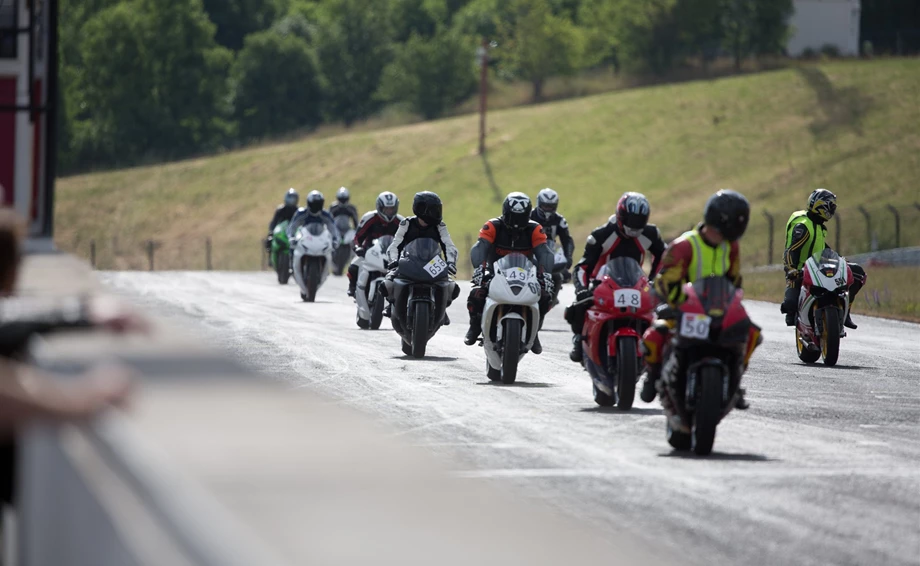 Sportfahrertrainings Bild 3: Sportfahrertrainings