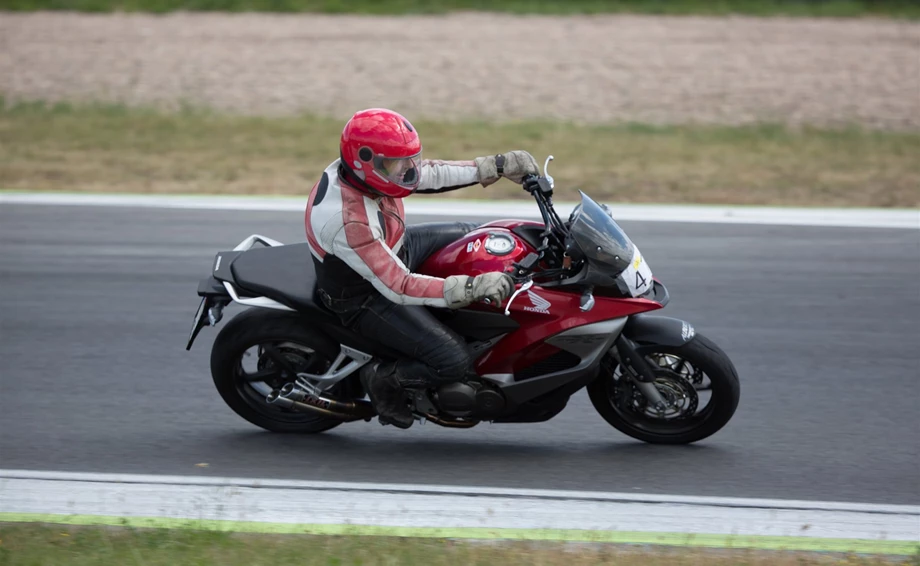 Sportfahrertrainings Bild 6: Sportfahrertrainings