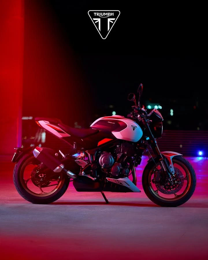 Vorschaubild für Post - 2026 - mehr Kurven, mehr Freiheit, mehr Erinnerungen!

Vielleicht mit der Trident 800?! 

Probefahren, Beratung und Verkauf bei Triumph Wuppertal in der Unterstraße 18-28
42107 Wuppertal oder unter www.triumph-wuppertal.de.

#triumphmotorcycle #bikerlife #triumphdeutschland #trident800