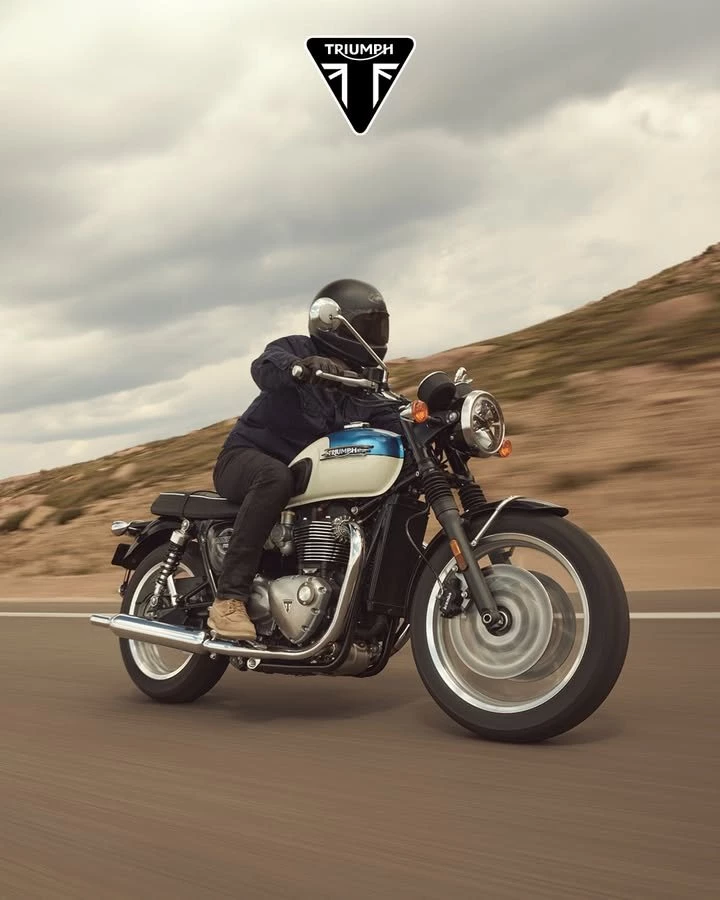 Vorschaubild für Post - Welche Tour steht auf deiner Liste ganz weit oben?

Schreibt es uns in die Kommentare 👇 Wir sind gespannt wo es euch hin treibt.

Probefahren, Beratung und Verkauf bei Triumph Wuppertal in der Unterstraße 18-28
42107 Wuppertal oder unter www.triumph-wuppertal.de

#triumphmotorcycle #bikerlife #triumphdeutschland #tourplan #wogehteshin