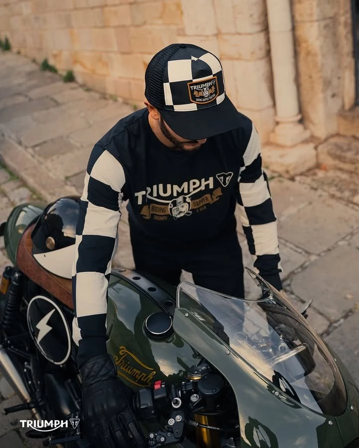 Vorschaubild für Post - Am 17. Mai findet der nächste The Distinguished Gentleman's Ride statt!

Passend dazu gibt es die neue Triumph x DGR Kollektion jetzt bei uns - bist du dabei?

>> https://triumph-wuppertal.de <<