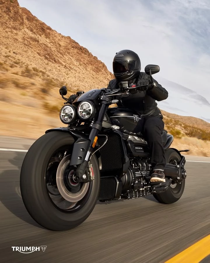 Vorschaubild für Post - Diese Legende mit rekordverdächtigem Drehmoment könnte schon bald dir gehören: 
Entdecke die Rocket 3 Storm R und lass dich von ihren 182 PS beeindrucken!

>> https://triumph-wuppertal.de <<