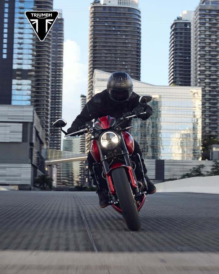 Vorschaubild für Post - Welche Strecke wird oder war deine Erste dieses Jahr?

Team City-Tour oder Team Landschaft?

Schreib es uns in die Kommentare 👇

Probefahren, Beratung und Verkauf bei Triumph Wuppertal in der Unterstraße 18-28
42107 Wuppertal oder unter www.triumph-wuppertal.de

#triumphmotorcycle #bikerlife #triumphdeutschland #Tour