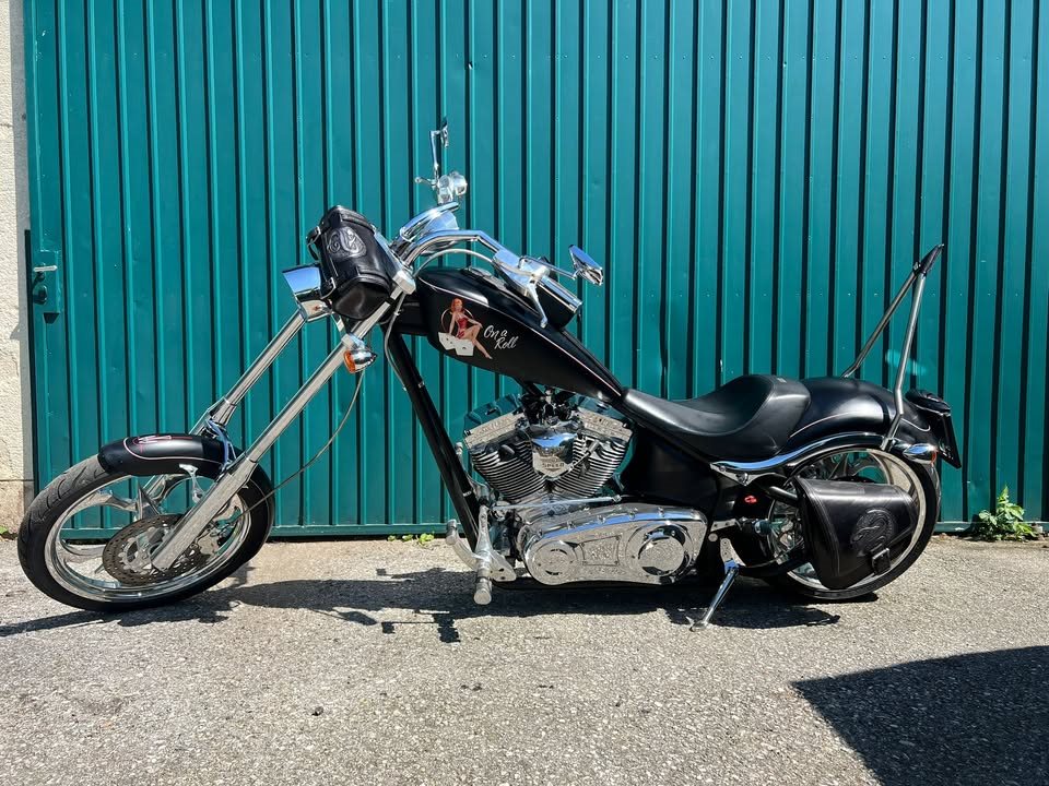 Vorschaubild für Post - Gebraucht - Bigdog K-9 2006

Hubraum: 1916ccm
Leistung: 52 KW (71 PS)
Erstzulassung: 07.2006
Kilometer: 8735 km
Farbe: Black
Eine wünderschöne gepflegte Big Dog, einzigartig in Österreich.
Kommt vorbei und seht sie euch an...

Preis in Österreich: € 21900.-
Nähere Infos unter: +43 664 3073413

#indianmotorcycle #spocksmotorcycles #indiantulln #spock #indianmotorcycleworld  #gebrauchtmotorräder #willhaben #zuverkaufen #gebraucht #gebrauchtkaufen #gebrauchtfahrzeuge #gebrauchtwagenhandel #verkaufenlernen

Mehr Infos zum Bike:
www.indian-tulln.at
www.spocks-motorcycles.at