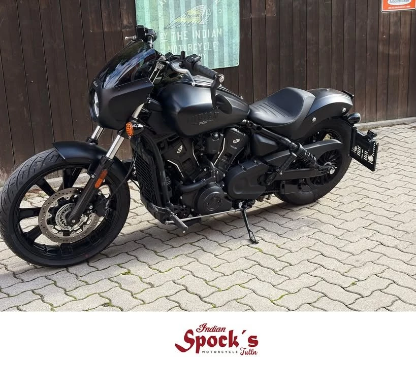 Vorschaubild für Post - Gebraucht: Indian  Sport Scout

Hubraum: 1250 ccm
Leistung: 79 KW (107 PS)
Erstzulassung: 07. 2025
Kilometer: 1340 km
Farbe: Black Smoke

Eine wünderschöne gepflegte Sport Scout mit wenigen Kilometer und mit Zubehör wie z.B.: vorverlegte Fußrasten von Wunderkind, versperrbarer Tankdeckel und eine Jekill and Hyde Auspuffanlage.

Kommt vorbei und seht sie euch an...

Preis in Österreich: € 21500.-
Nähere Infos unter: +43 664 3073413

#indianmotorcycle #spocksmotorcycles #indiantulln #spock #indianmotorcycleworld  #gebrauchtmotorräder #willhaben #zuverkaufen #gebraucht #gebrauchtkaufen #gebrauchtfahrzeuge #gebrauchtwagenhandel #verkaufenlernen

Mehr Infos zum Bike:
www.indian-tulln.at
www.spocks-motorcycles.at