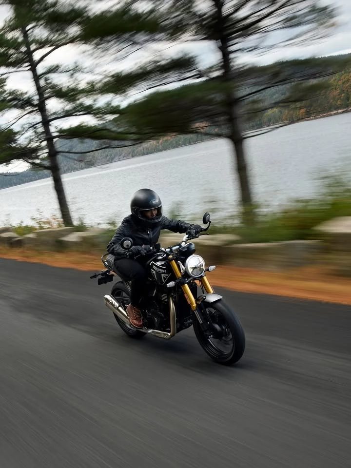 Vorschaubild für Post - Starte mit der Speed 400 ins Wochenende