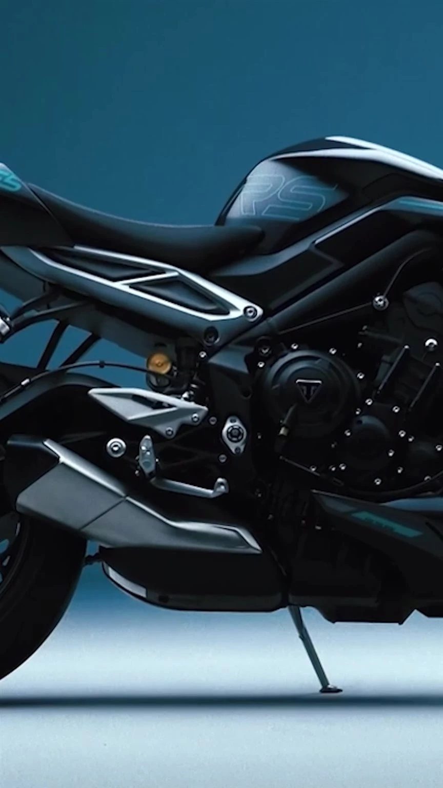Vorschaubild für Post - Neue Farben braucht die Straße: Kennst du schon unsere aktuellen Varianten? 
In unserem Showroom findest du eine große Auswahl, komm vorbei!

🔗 www.triumph-gera.de