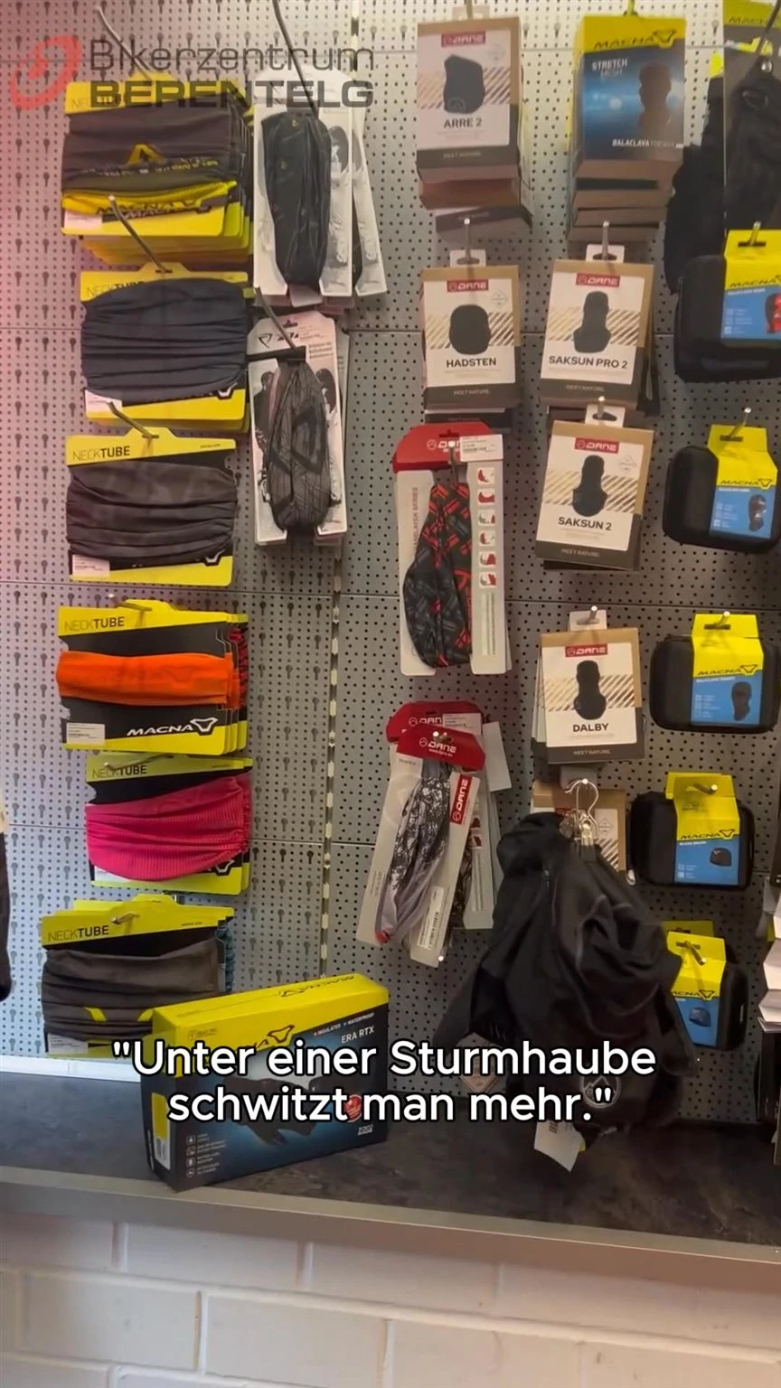 Vorschaubild für Post - 🧢 Mythos der Woche: Sturmhaube

„Unter einer Sturmhaube schwitzt man nur mehr?“ ❌
Nicht unbedingt!

✅ Baumwolle speichert Feuchtigkeit – da stimmt’s.
✅ Moderne Funktionsfasern wie Coolmax, Merino oder Polyester-Mix leiten Schweiß ab und halten Kopf & Nacken trocken.

💡 Tipp: Setze auf Funktionsmaterialien – dann bleibst du auch bei kaltem Wind trocken und warm!

#MythosDerWoche #Sturmhaube #Funktionsfasern #OutdoorTipps #TrockenBleiben #berentelg #bikerzentrumberentelg #biker