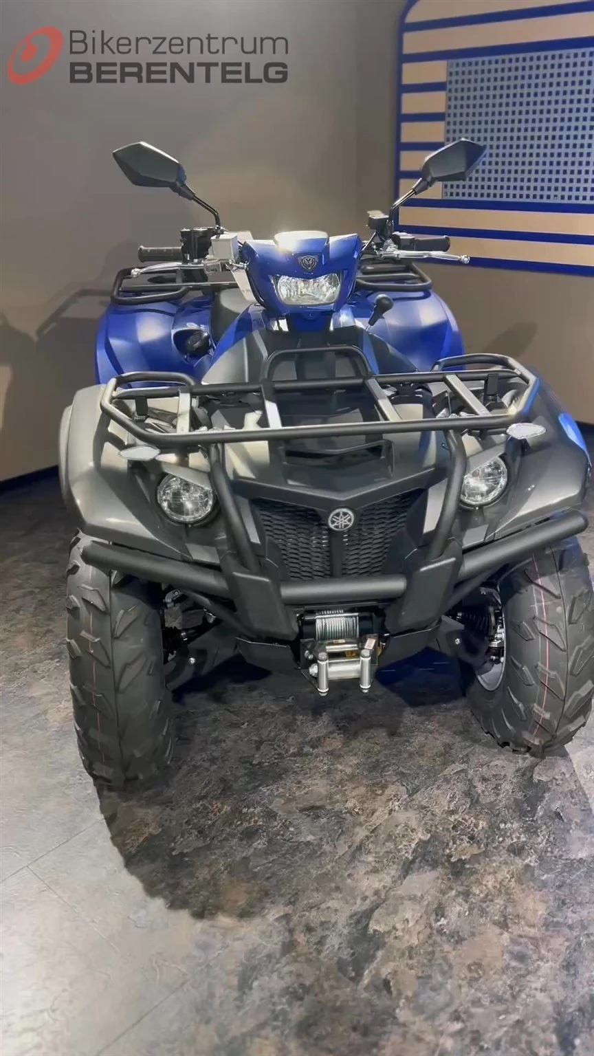 Vorschaubild für Post - 🏍️ Unsere Bikegalerie – für Klein & Groß!

Heute zeigen wir euch zwei echte Highlights aus unserer Ausstellung:
Die GasGas MCE-2 – der perfekte einstieg für Nachwuchsfahrer ⚡
und den Yamaha Kodiak 700 – stark, robust und bereit für jedes Gelände 💪

Ob erste Fahrversuche oder große Abenteuer – bei uns findet jeder das passende Gefährt! 😎

➡️ Jetzt im Bikerzentrum Berentelg entdecken!

#BikerzentrumBerentelg #GasGas #Yamaha #MCE2 #Kodiak700 #Bikegalerie #Motorradliebe #ATV #Kinderbike #Bikerlife #Emsland #Meppen