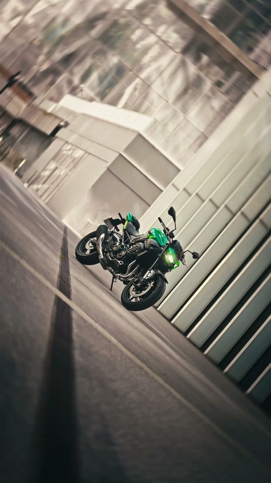 Vorschaubild für Post - Pure Leidenschaft auf zwei Rädern. 💚

Die Z900 begeistert mit ihrem markanten Sugomi-Design, ihrem kraftvollen Vierzylinder-Motor und einem Fahrerlebnis, das jede Ausfahrt besonders macht.

Kein Schnickschnack. Kein Kompromiss. Einfach Motorradfahren.

Du möchtest die Z900 selbst erleben? Dann besuche uns vor Ort.

https://www.bikerzentrum-berentelg.de