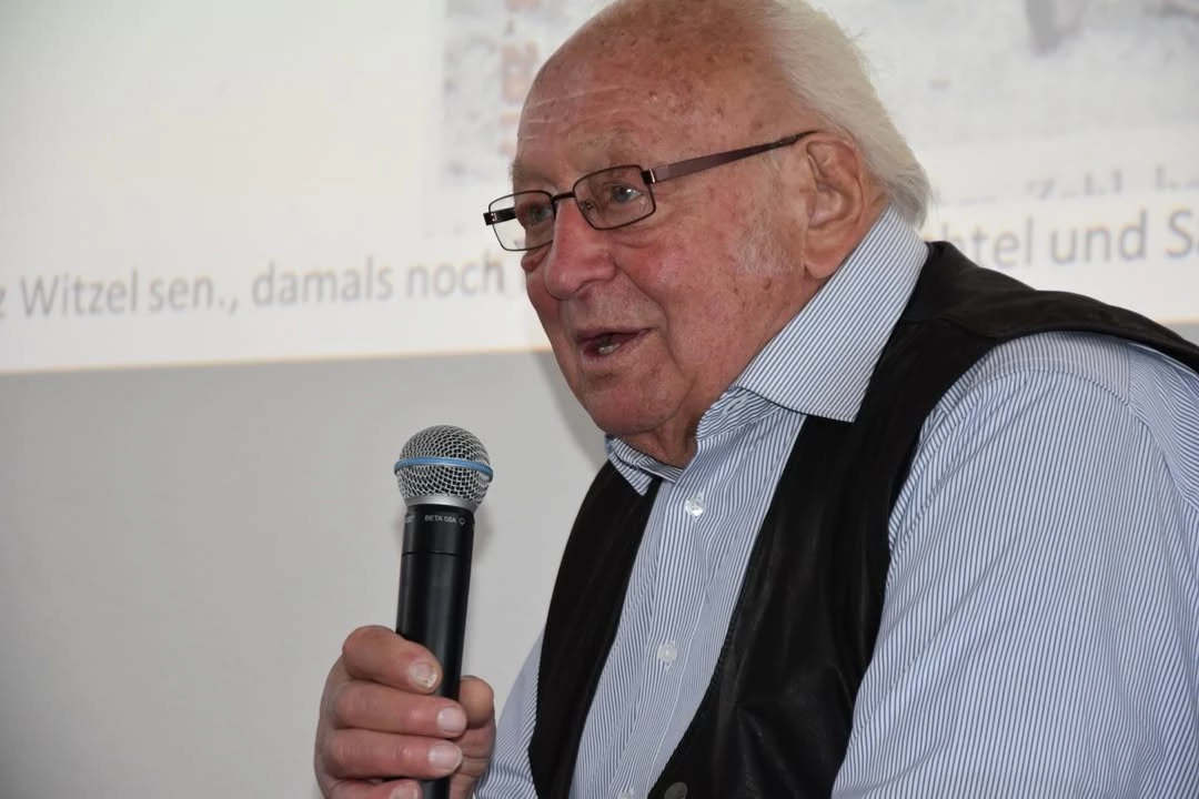 Vorschaubild für Post - 