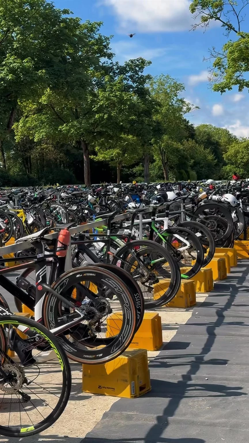 Vorschaubild für Post - 🏃‍♂️🚴‍♂️🔥 **Main City Triathlon – und wir mittendrin!**

Mit unserer Motorrad-Flotte waren wir für die Kampfrichter im Einsatz und konnten den gesamten Wettkampf hautnah begleiten. 🏍️💨

Was die Athleten heute geleistet haben, war absolut beeindruckend!
Schwimmen, Radfahren, Laufen – voller Einsatz bis zur Ziellinie. 💪

Respekt an alle Teilnehmer für diese unglaubliche Leistung und die starke Atmosphäre entlang der Strecke. 👏
Wir sind stolz, Teil dieses Events gewesen zu sein! 🙌

#MainCityTriathlon #MotorradWitzel #Triathlon #RaceDay #MotorradFlotte #Kampfrichter #SwimBikeRun #Ausdauer #EventSupport #TeamSpirit #FinishLine