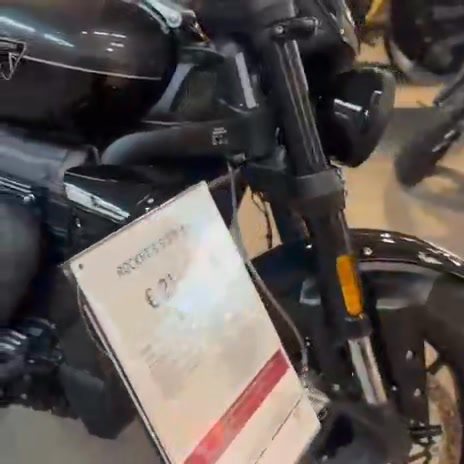 Vorschaubild für Post - Geschenkidee für Weihnachten 🔥😉

Unsere Triumph Rocket 3 Storm GT. Jetzt als junge Gebrauchte mit über 6.000 Preisvorteil zum aktuellen UPE.

#rocket #triumphrocket #triumphrocket3GT #Triumph #triumph_uk #triumphgermany  #triumphracing #triumphmotorcycles #fortheride #british #triumph