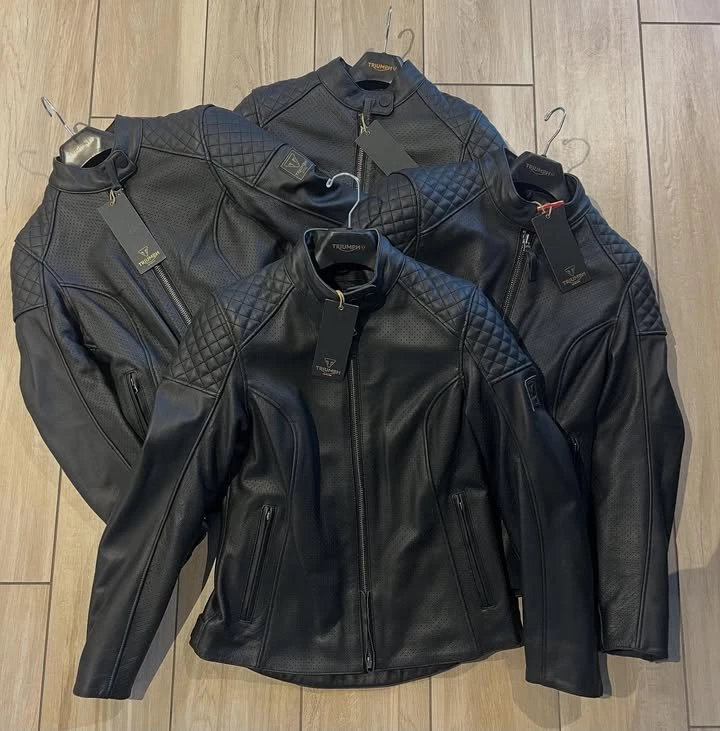 Vorschaubild für Post - Lady Special ! Triumph Braddan Air Jacket zum Sonderpreis von € 349,00 (solange Vorrat reicht). Größen XS, S, M, L. Versand DHL zu € 7,69 . #triumphsaarbrücken #triumphsaarland #triumphmotorclothes #triumphmotorcycles #saarbrücken #saarland