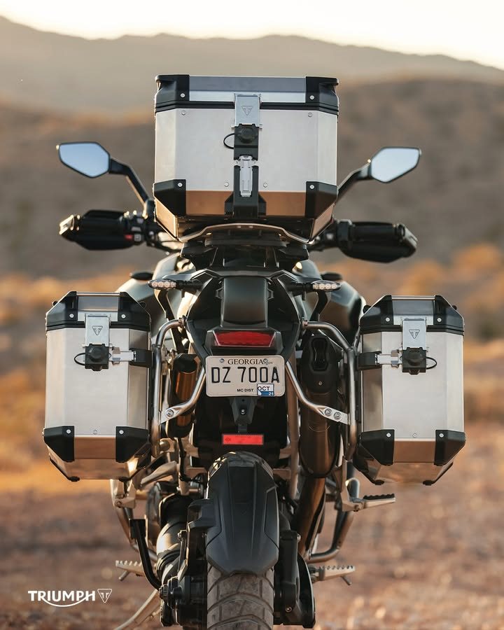 Vorschaubild für Post - Für jede Tour gut gerüstet: Wir haben das passende Zubehör für deine Triumph! 🧳
Komm vorbei und entdecke jede Menge originale Zubehörteile in unserem Showroom.
>> https://www.triumph-coburg.de <<