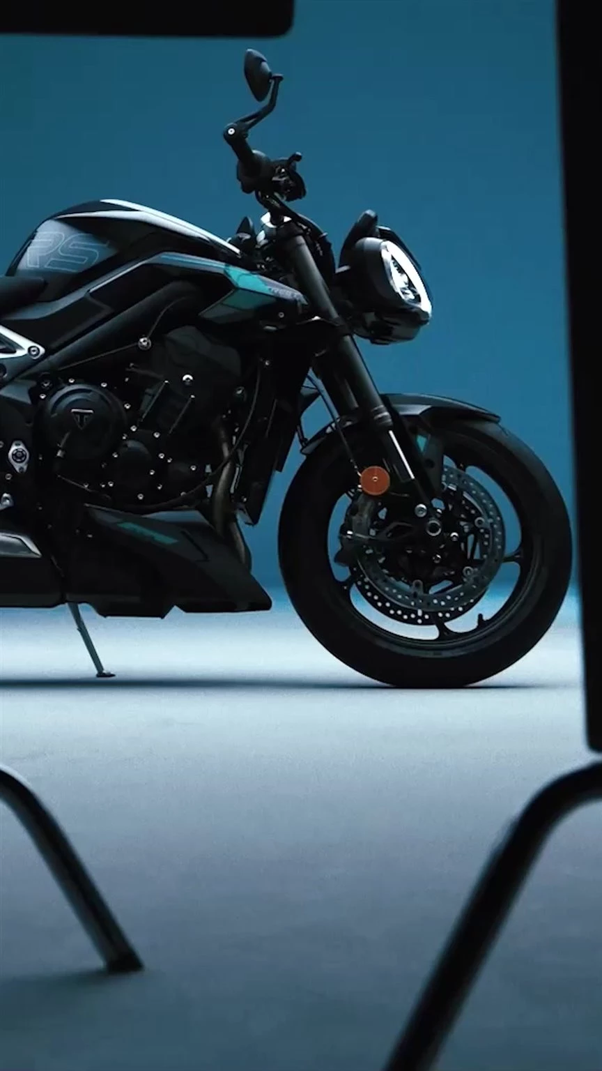 Vorschaubild für Post - Neue Farben braucht die Straße: Kennst du schon unsere aktuellen Varianten? 
In unserem Showroom findest du eine große Auswahl, komm vorbei!

🔗 www.triumph-chemnitz.de
