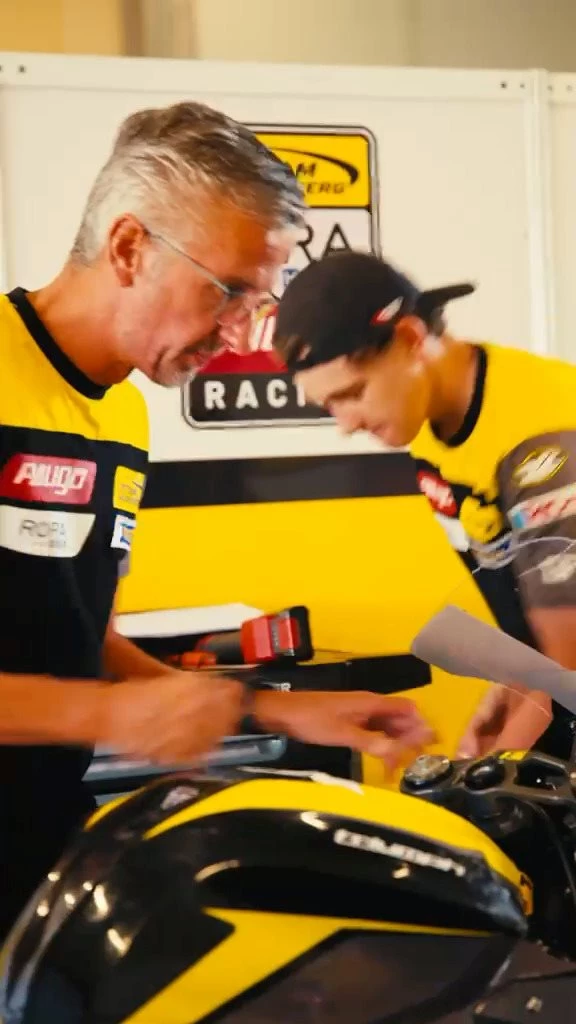 Vorschaubild für Post - Das Team Freudenberg-Racing mit unseren TRIUMPH Daytonas 660 in Assen