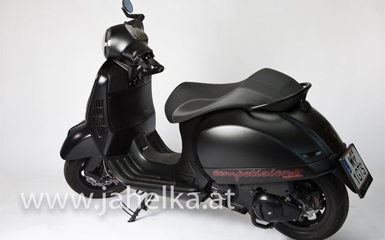 Gebrauchtmotorrad Vespa GTS 300 i.e. Super Sport - Bild 4 Gebrauchtmotorrad Vespa GTS 300 i.e. Super Sport - Bild 4