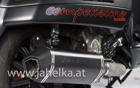Gebrauchtmotorrad Vespa GTS 300 i.e. Super Sport - Bild 7 Gebrauchtmotorrad Vespa GTS 300 i.e. Super Sport - Bild 7