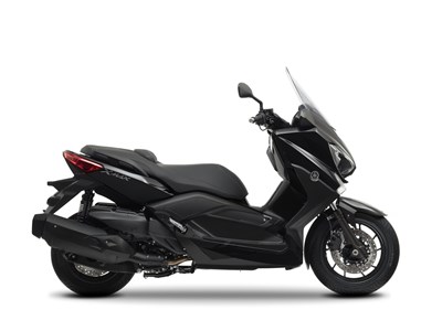 XMAX 400