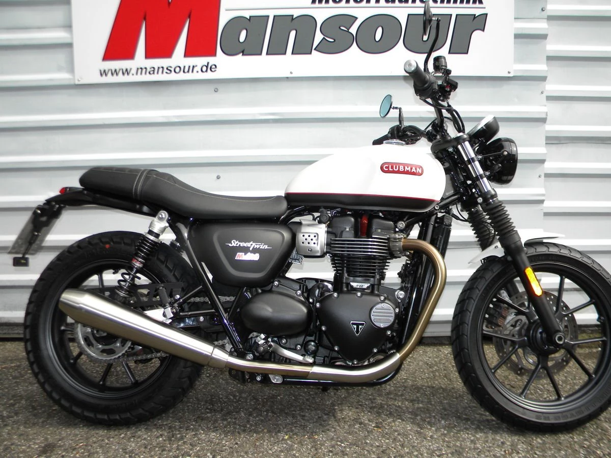 Triumph Street Twin