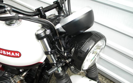 Gebrauchtmotorrad Triumph Street Twin - Bild 6