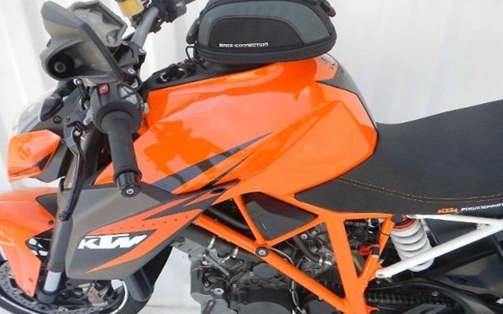 Motorrad Occasion KTM 1290 Super Duke R - Bild 4