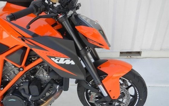 Motorrad Occasion KTM 1290 Super Duke R - Bild 8