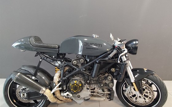 Gebrauchtmotorrad Ducati 999S - Bild 1 Gebrauchtmotorrad Ducati 999S - Bild 1