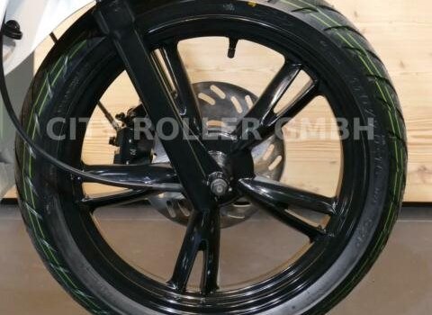 Neufahrzeug Peugeot Tweet 125 - Bild 6