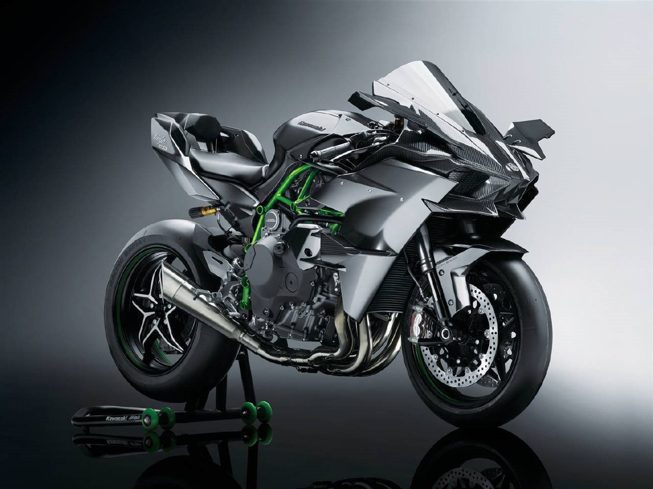 Neumotorrad: Kawasaki Ninja R, Baujahr: 58'000.00 CHF