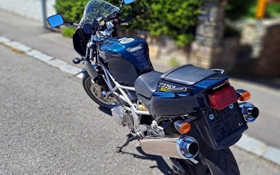 Gebrauchtmotorrad Yamaha TRX 850 - Bild 2 Gebrauchtmotorrad Yamaha TRX 850 - Bild 2