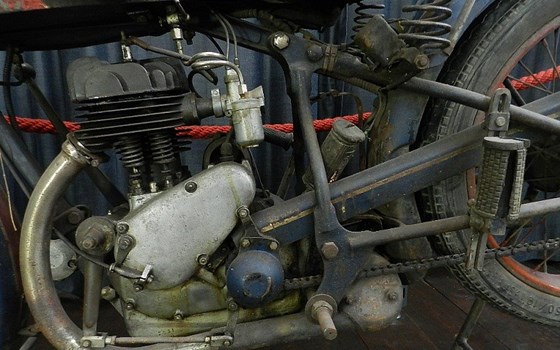 Gebrauchtmotorrad Peugeot P108 - Bild 2