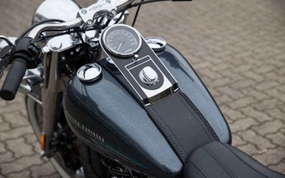 Gebrauchtmotorrad Harley-Davidson Softail Heritage Classic FLSTC - Bild 7