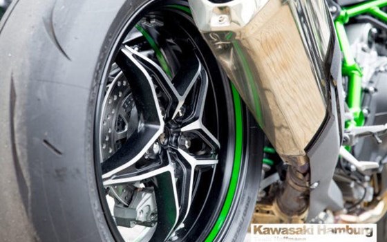 Gebrauchtmotorrad Kawasaki Ninja H2 - Bild 10