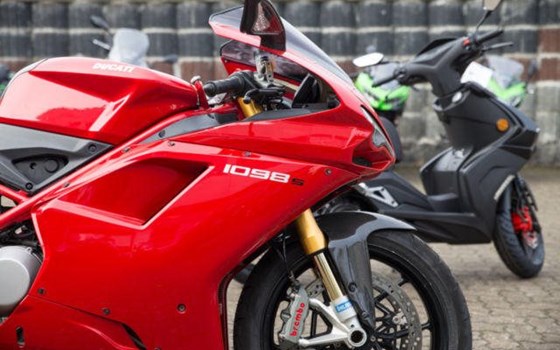 Gebrauchtmotorrad Ducati 1098 - Bild 5