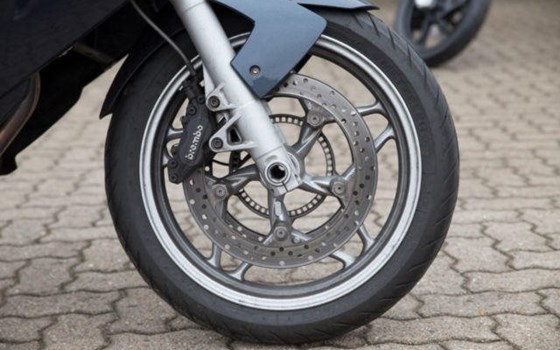 Gebrauchtmotorrad BMW F 800 ST - Bild 6