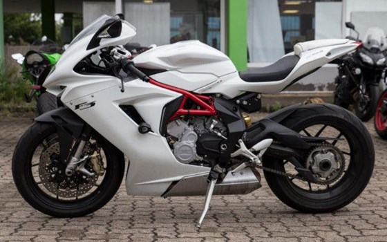 Gebrauchtmotorrad MV Agusta F3 800 - Bild 3