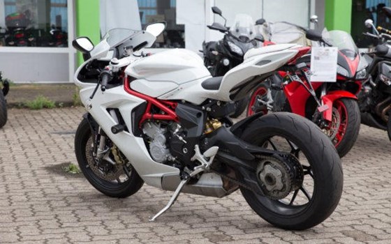 Gebrauchtmotorrad MV Agusta F3 800 - Bild 4