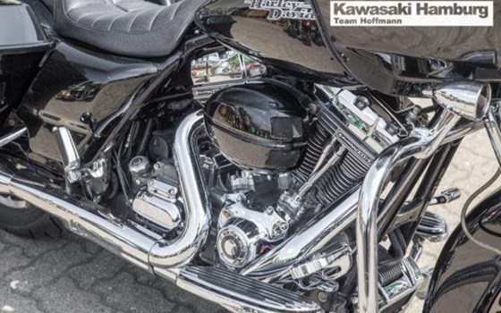 Gebrauchtmotorrad Harley-Davidson Road Glide FLTR - Bild 7