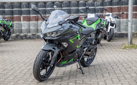 Neufahrzeug Kawasaki Ninja 400 - Bild 2
