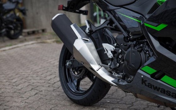 Neufahrzeug Kawasaki Ninja 400 - Bild 8