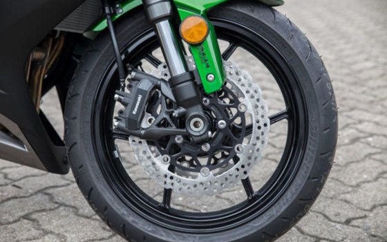Neufahrzeug Kawasaki Z1000 - Bild 6