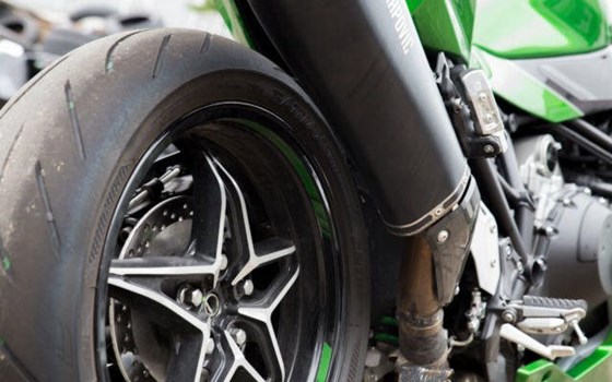 Gebrauchtmotorrad Kawasaki Ninja H2 - Bild 7