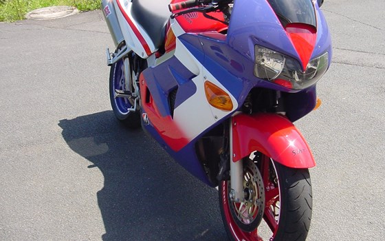 Gebrauchtmotorrad Honda VFR 800 F - Bild 3