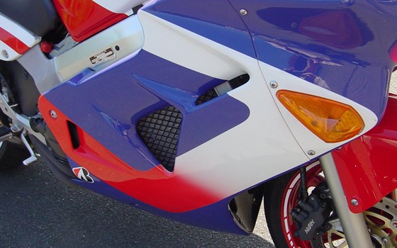 Gebrauchtmotorrad Honda VFR 800 F - Bild 8