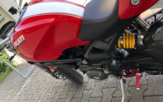 Gebrauchtmotorrad Ducati Monster 1100 - Bild 2 Gebrauchtmotorrad Ducati Monster 1100 - Bild 2
